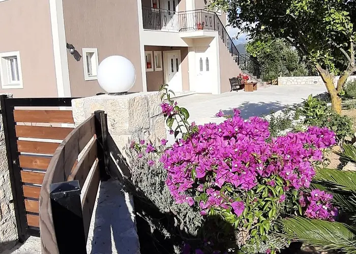 Nikoleta's 아파트 *